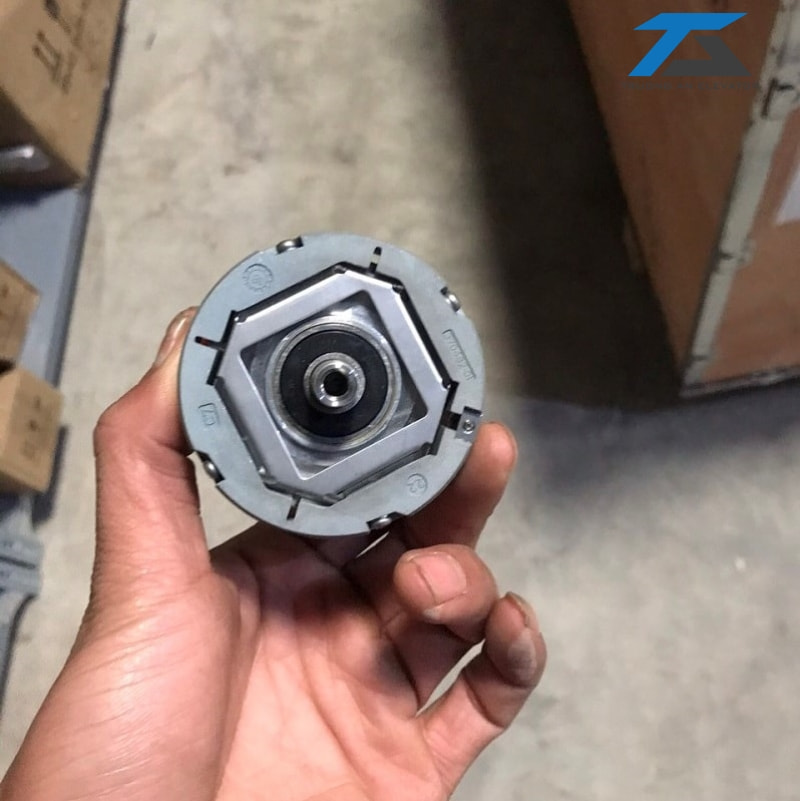 en-1387-3-truonganelevator