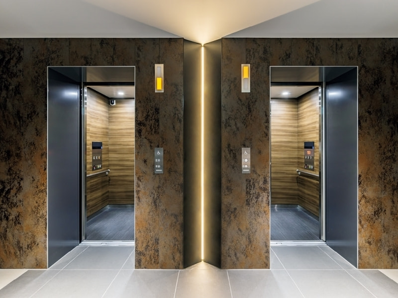 cabin thang máy