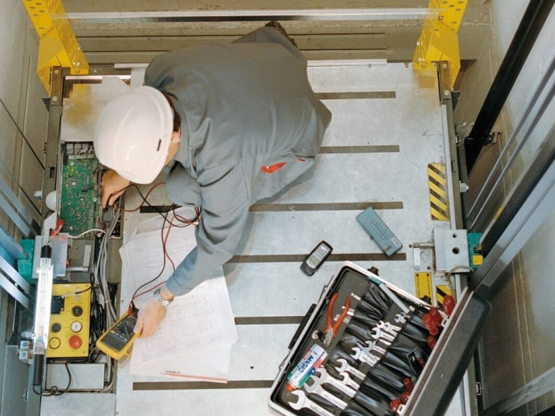 bảo trì thang máy