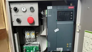 Biến tần SANYO trong tủ điện thang máy - Thiết Bị Thang Máy Trường An